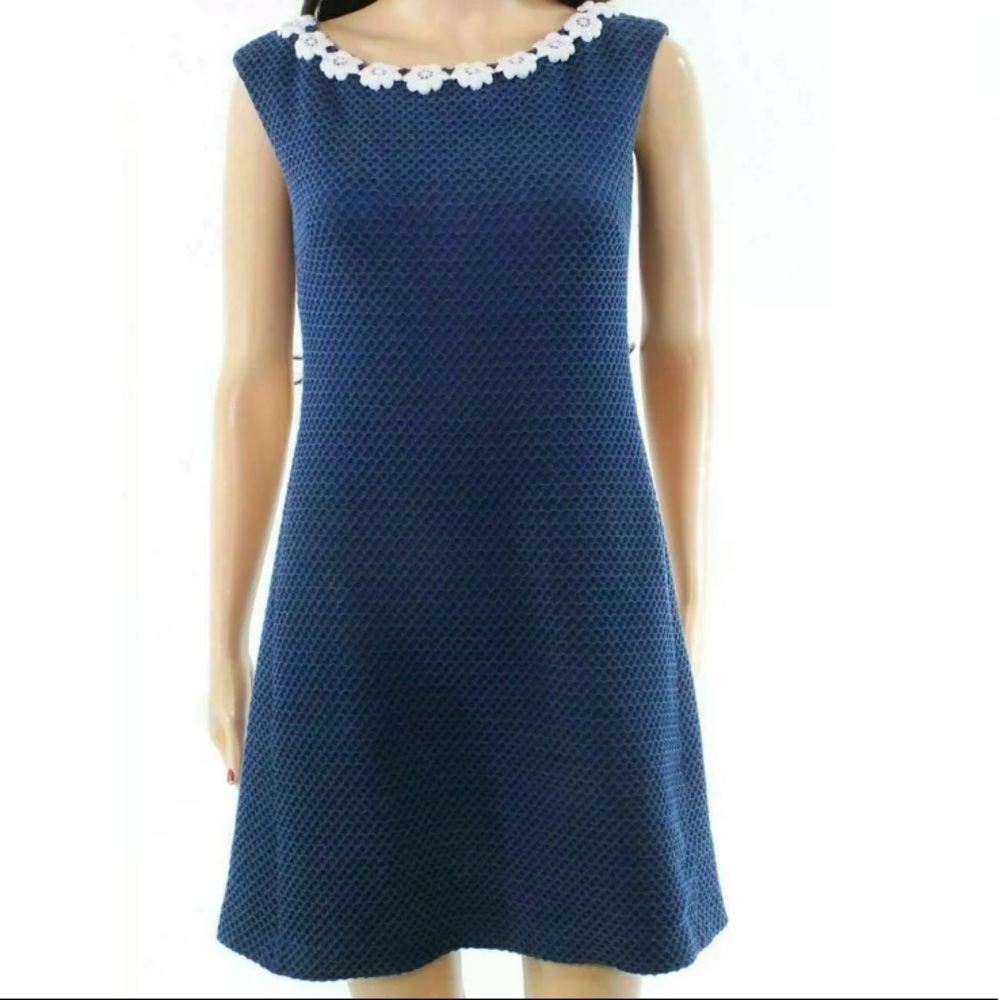 🐻🌼 BOUTIQUE MOSCHINO Navy Waffle Daisy Dress - Picture 6 of 17